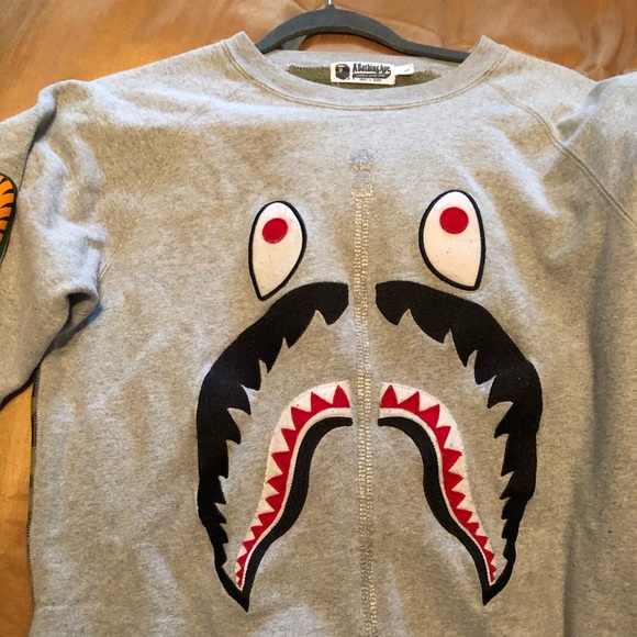 100 % Authentic A Bathing Ape Sweater - Picture 1 of 4
